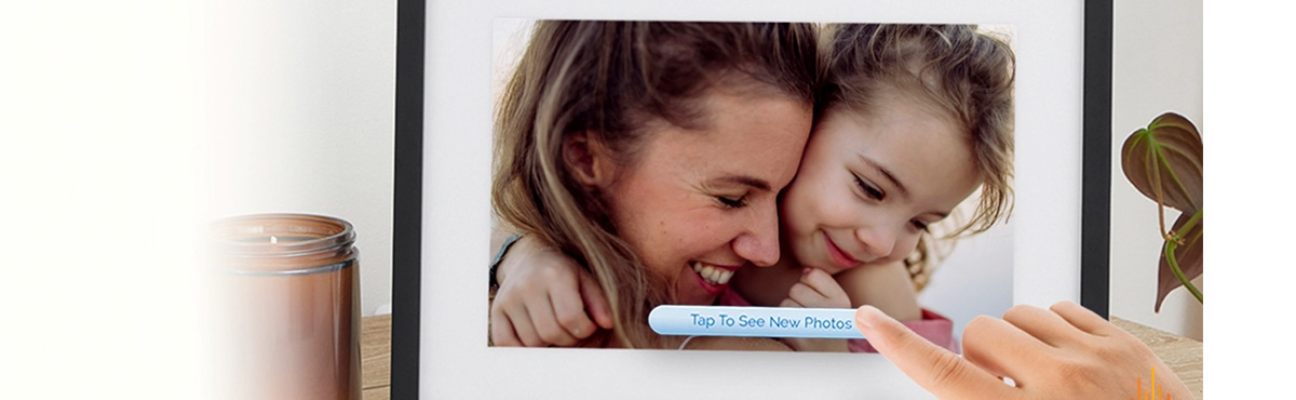 Transform Your Living Space with Skylight's Digital Picture Frame